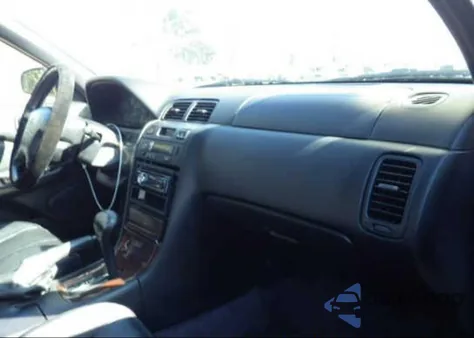 1997 Nissan Maxima Gle/Gxe/Se z USA, uszkodzony, nr VIN JN1CA21D1VT853801